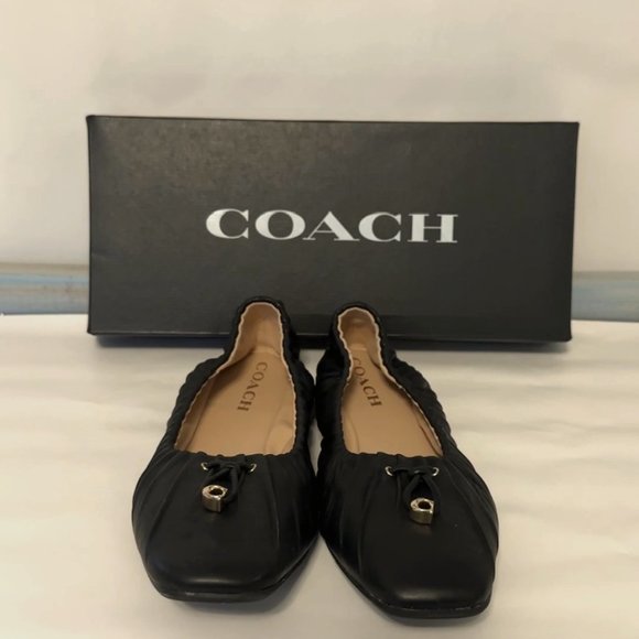 NEW - COACH Women's Eleanor Leather Flats - Picture 1 of 3